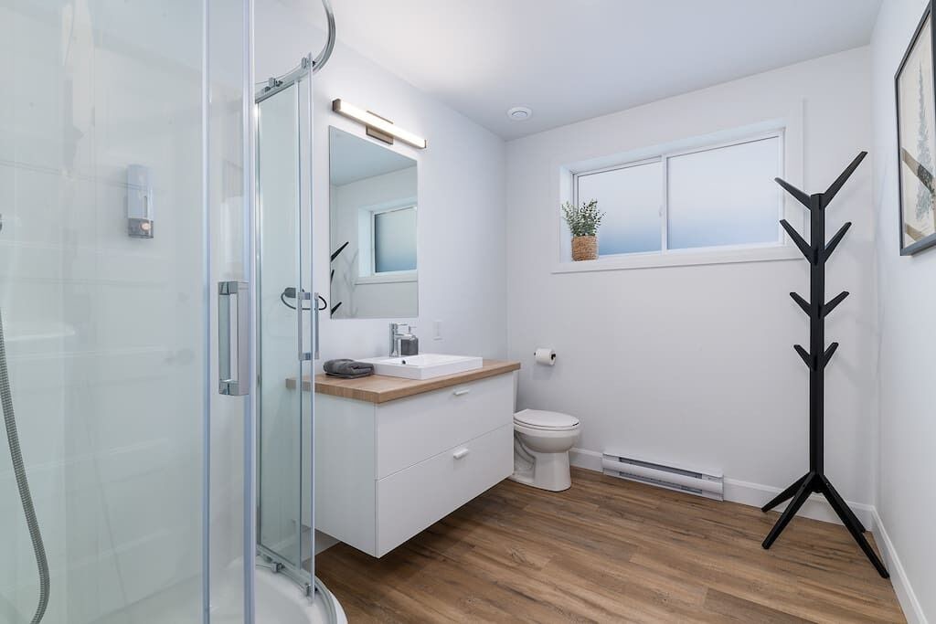 Photo of Bathroom in Petite-Riviere-Saint-Francois