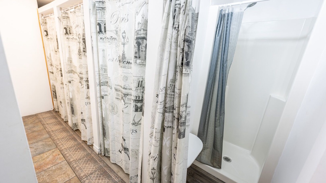 Photo of Bedroom in Sainte-Sophie-d'Halifax