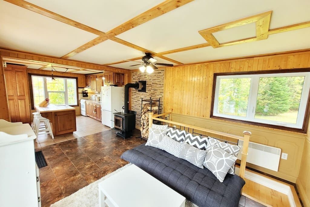 Photo of Livingroom in Disraeli