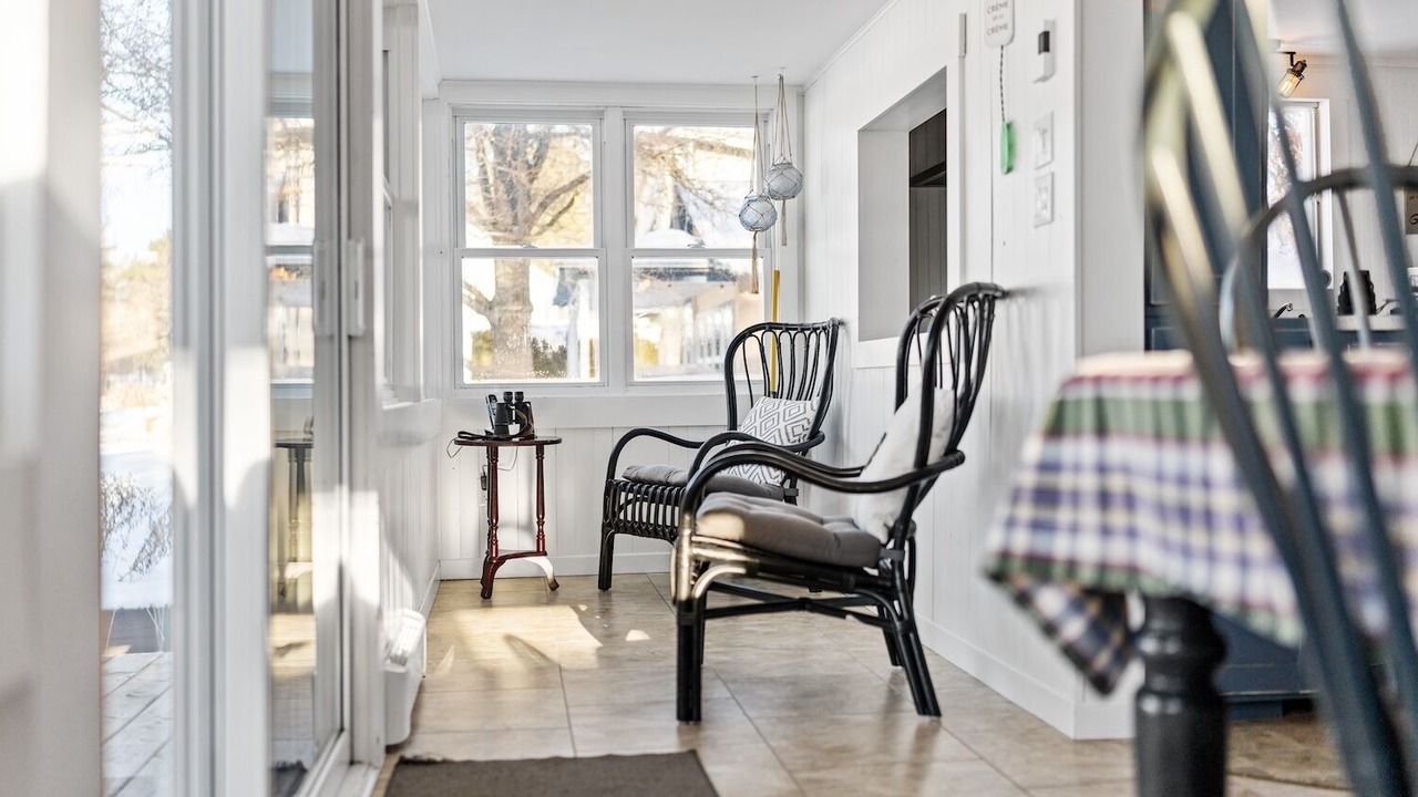 Photo of Bedroom in Saint-Hermenegilde