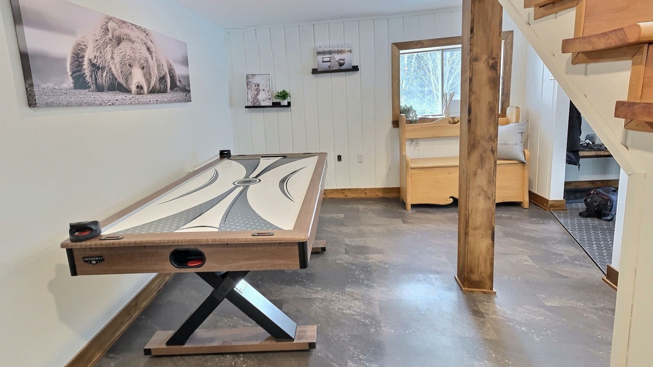 Photo of Bedroom in Lac-des-Seize-Iles