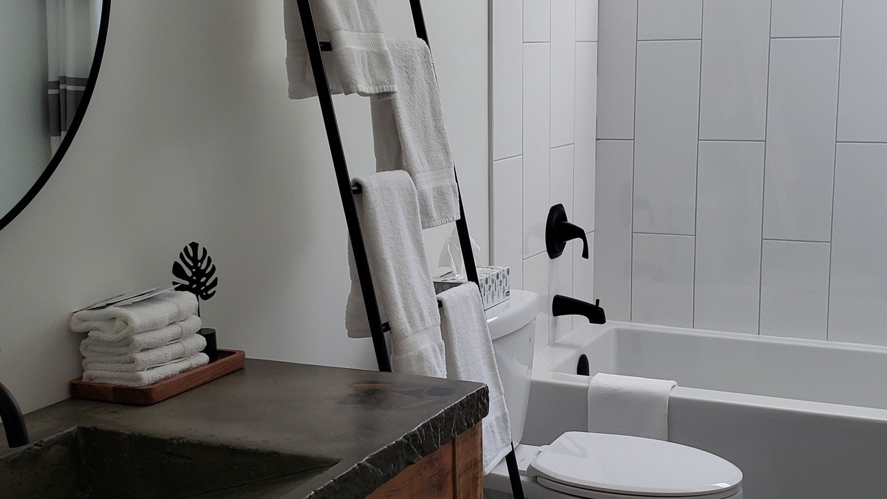 Photo of Bathroom in Silver Star Mountain
