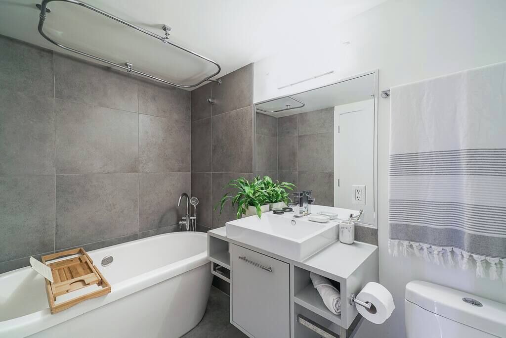 Photo of Bathroom in Crosstown