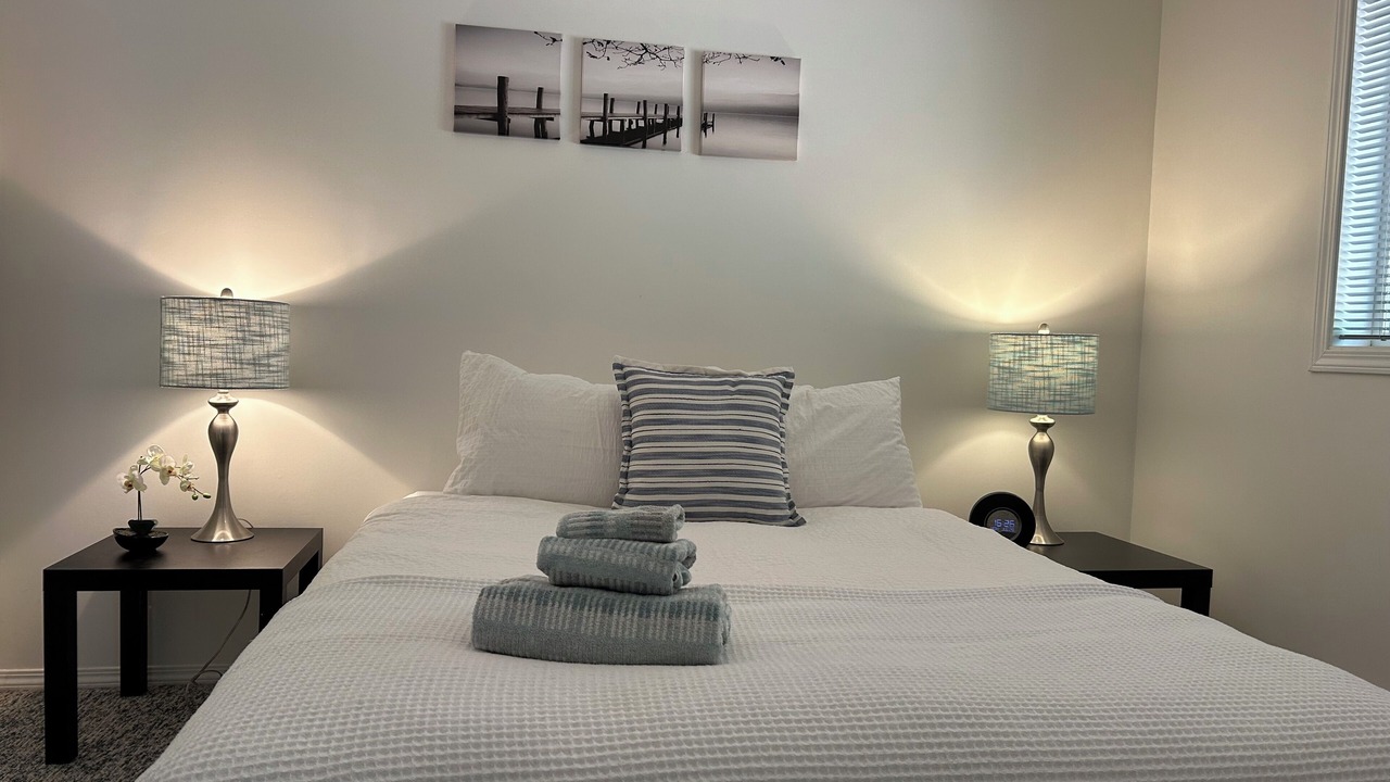 Photo of Bedroom in Salt Spring Island