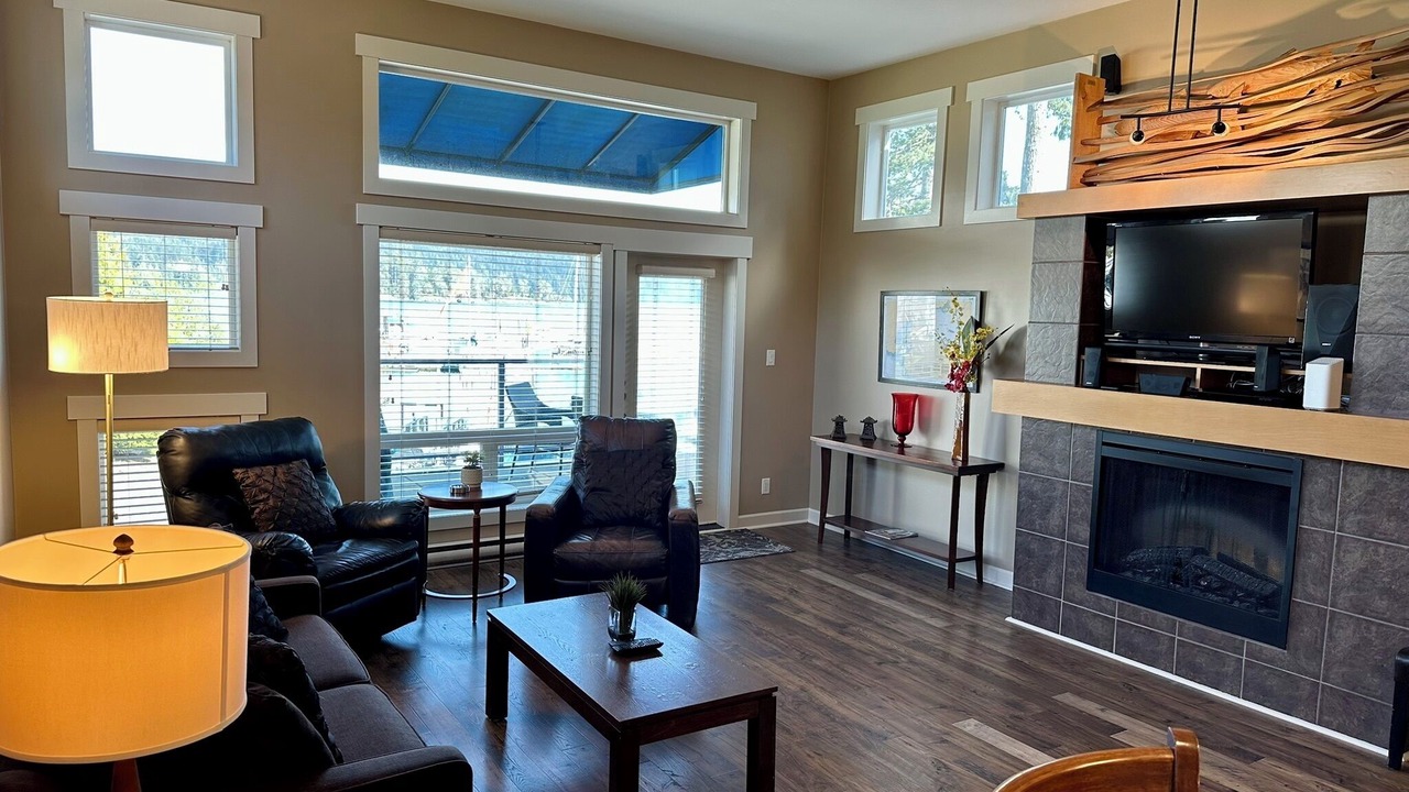 Photo of Livingroom in Sooke