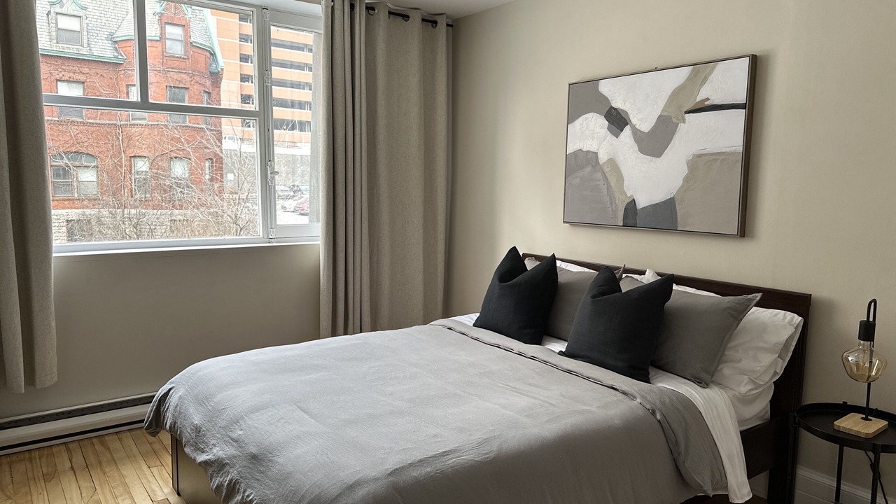 Photo of Bedroom in Golden Square Mile