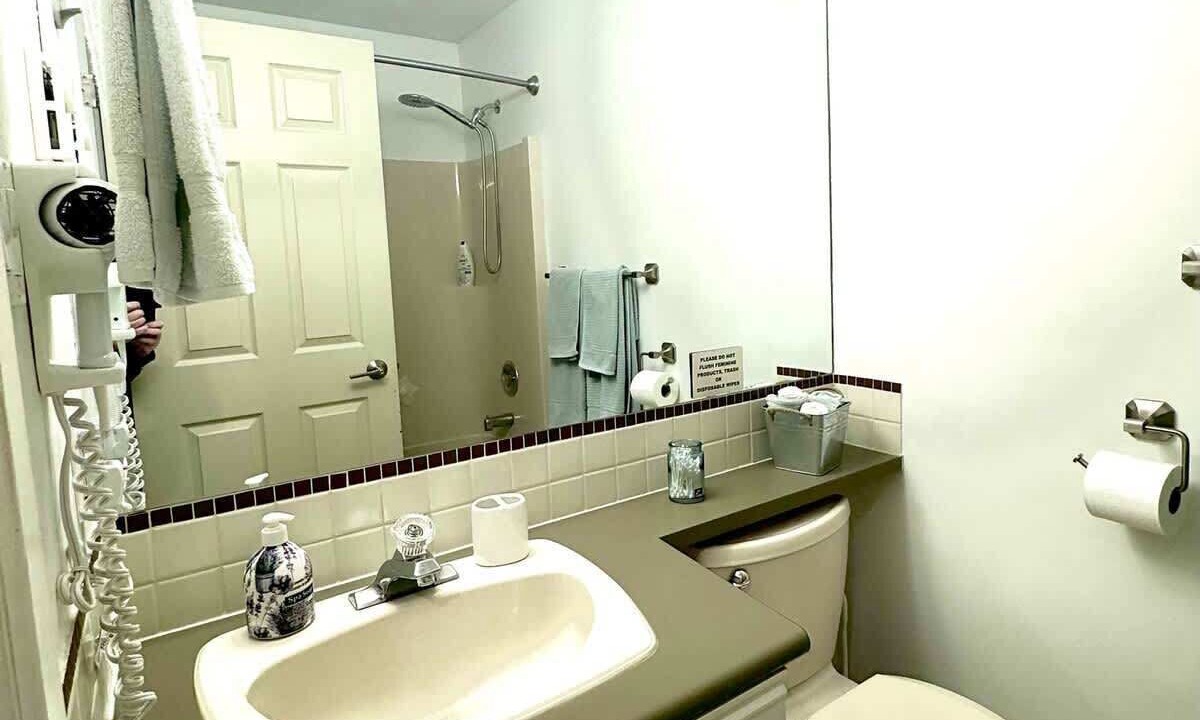 Photo of Bathroom in Regional District of Nanaimo
