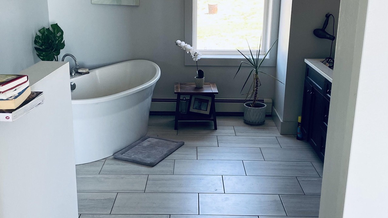 Photo of Bathroom in Hampton