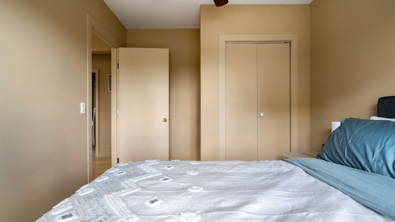 Photo of Bedroom in Inglewood
