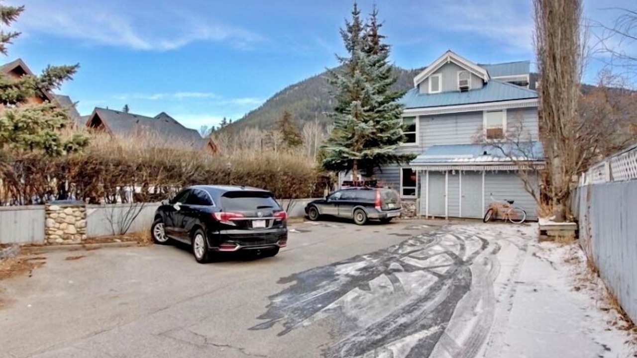 Photo of Outdoor in Banff