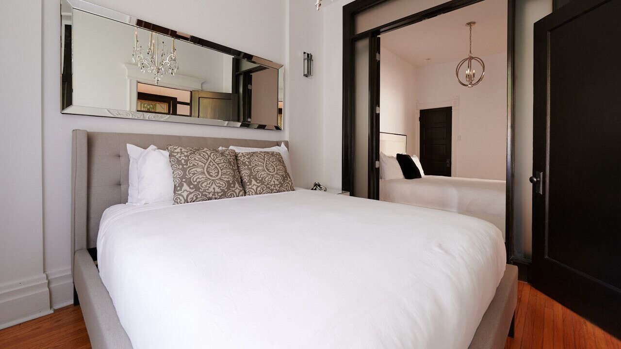 Photo of Bedroom in Little Italy