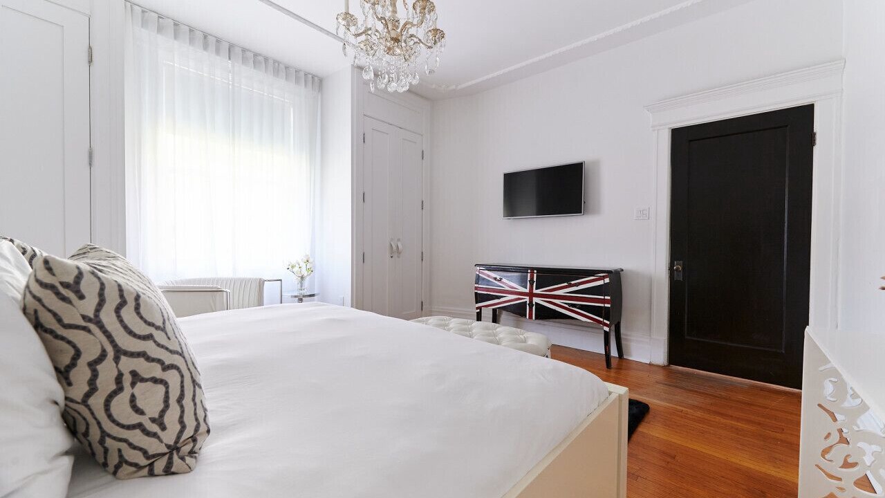 Photo of Bedroom in Little Italy
