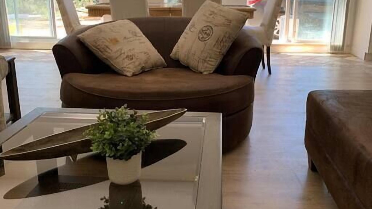 Photo of Livingroom in Port Alberni