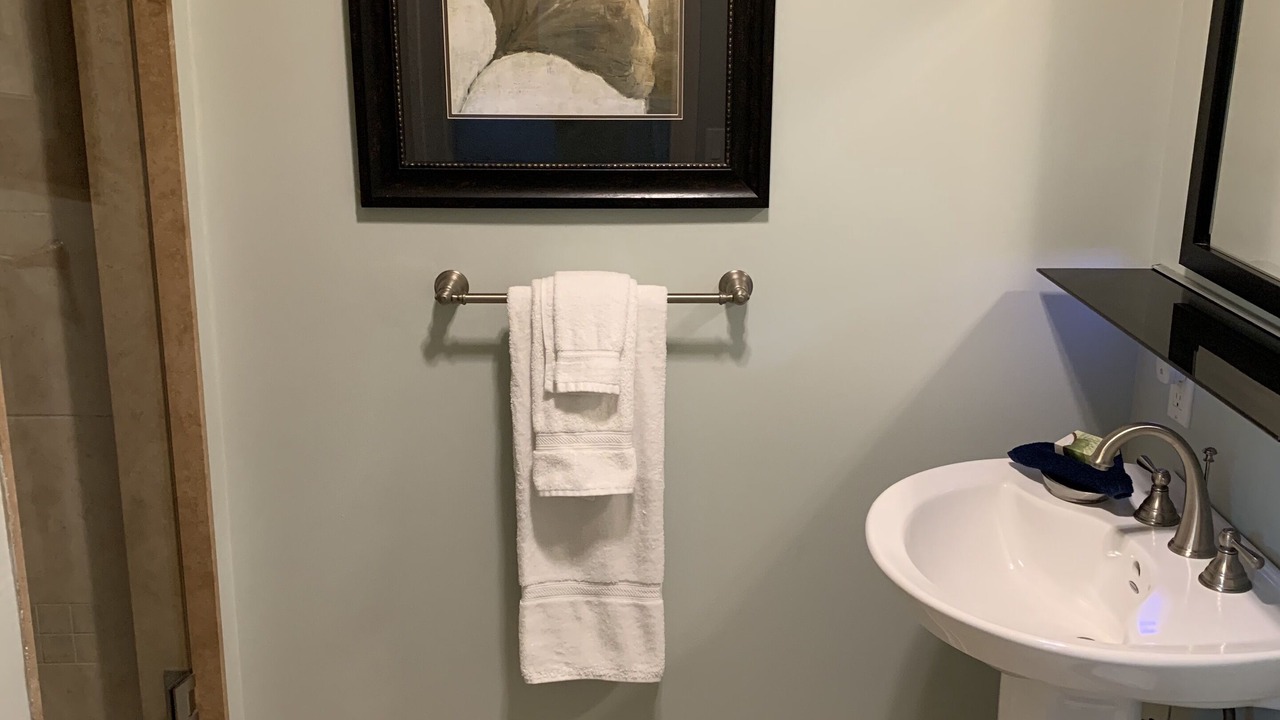Photo of Bathroom in Port Carling