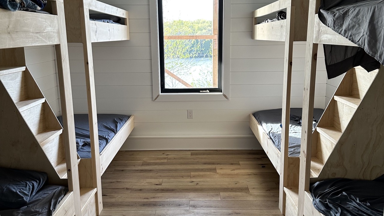 Photo of Bedroom in Unorganized Centre Parry Sound