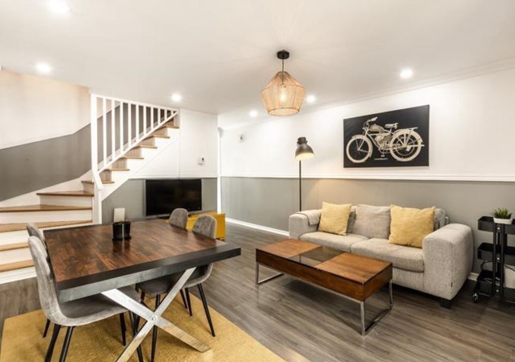 Photo of Livingroom in Laval