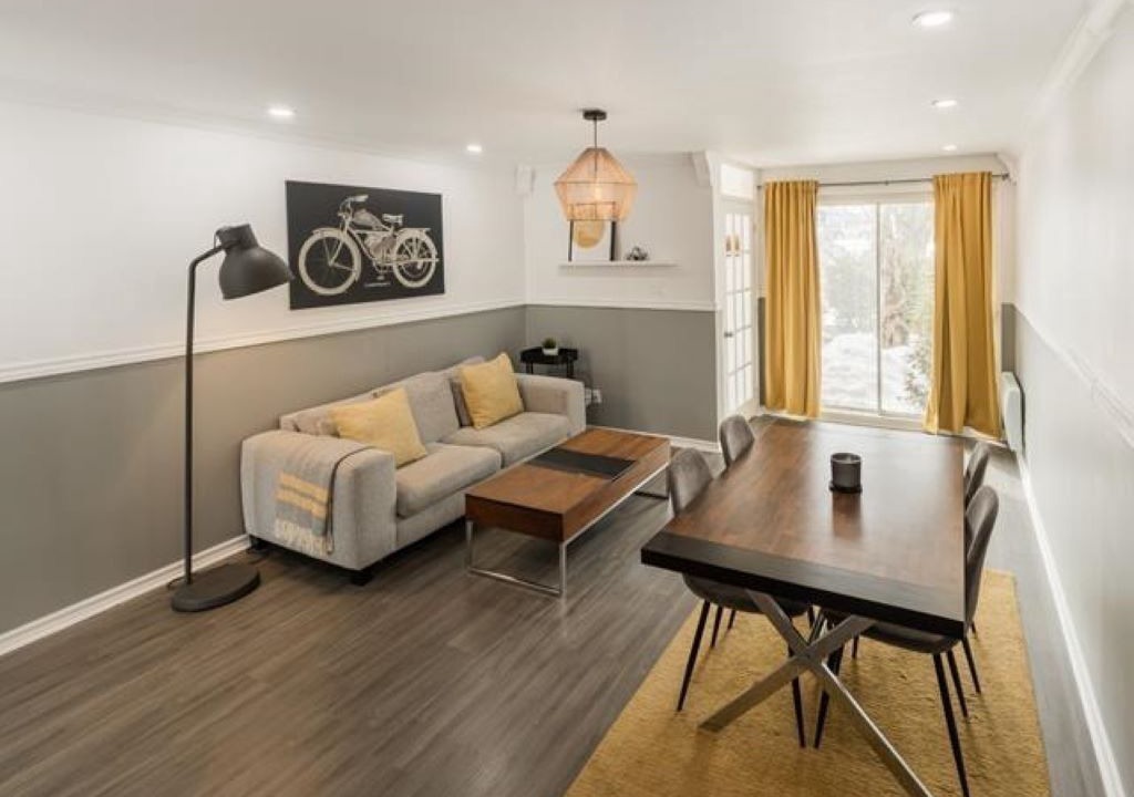 Photo of Livingroom in Laval