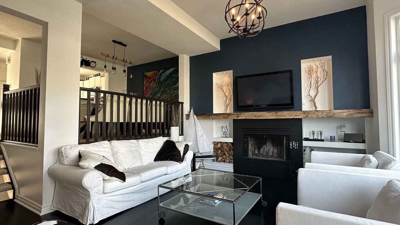 Photo of Livingroom in Collingwood