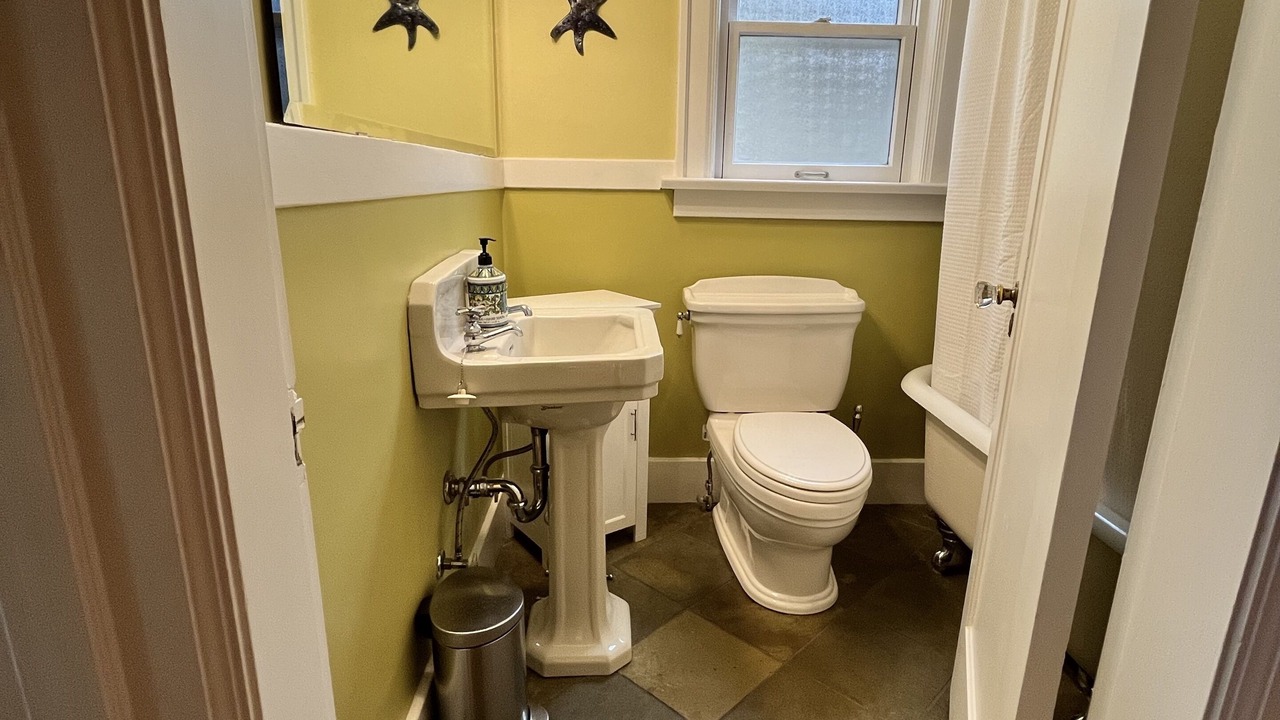 Photo of Bathroom in Dunbar