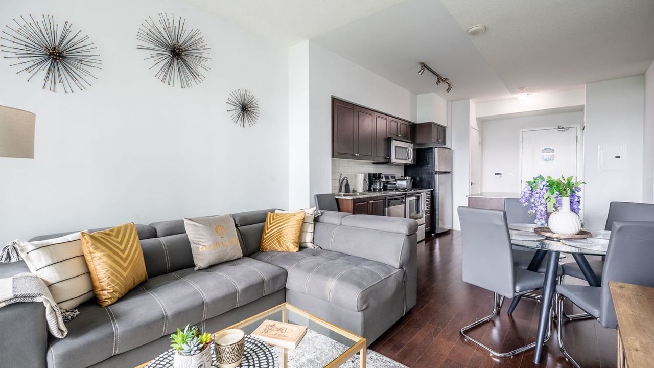 Photo of Livingroom in Fort York