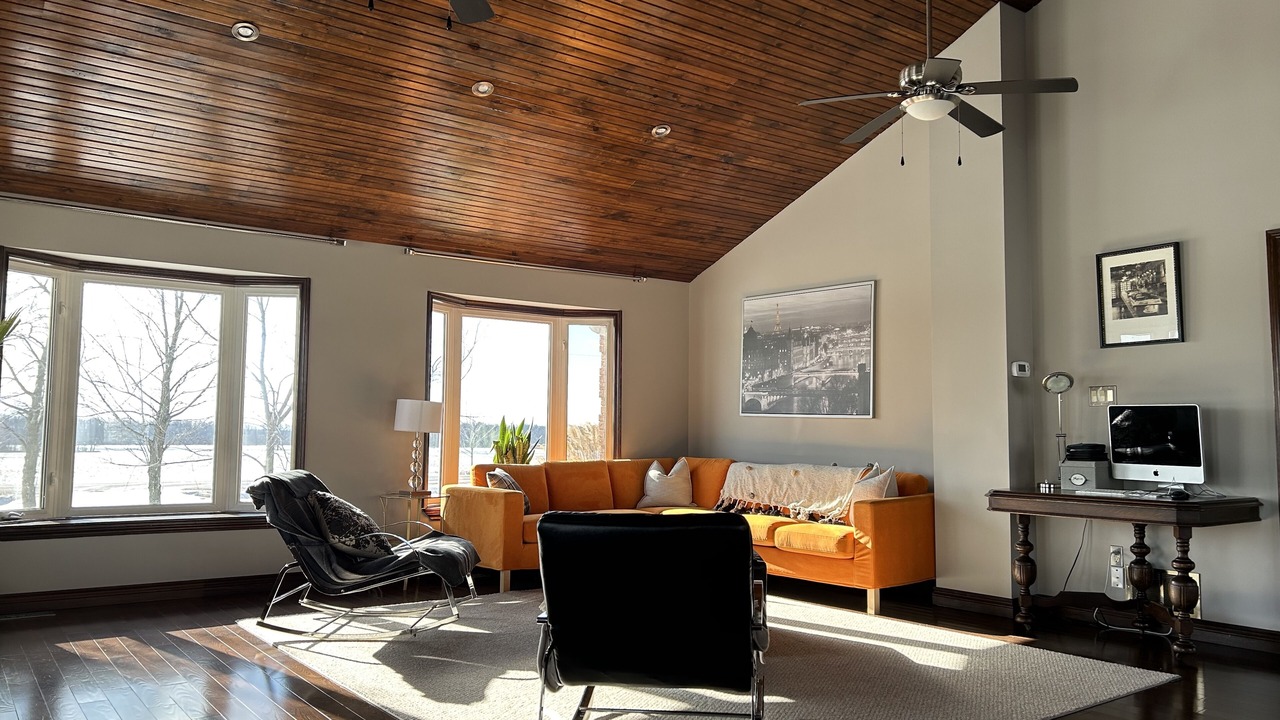 Photo of Livingroom in Lincoln
