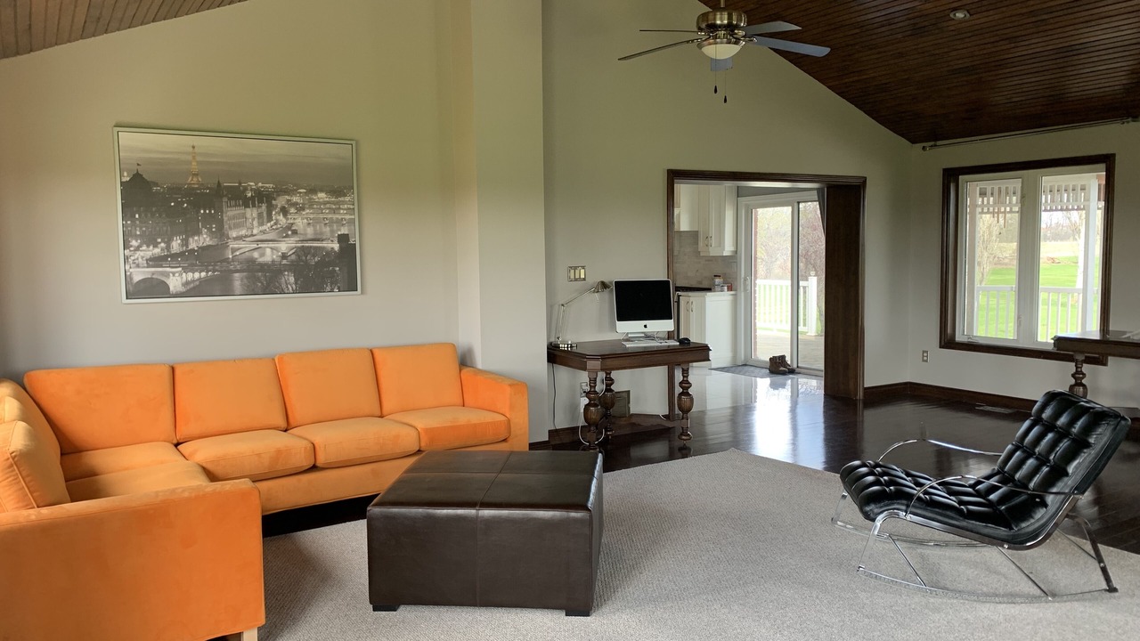 Photo of Livingroom in Lincoln
