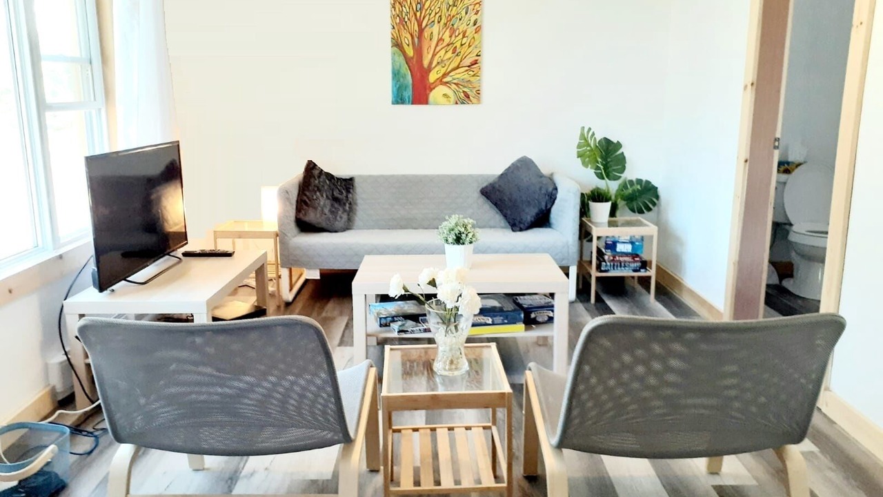 Photo of Livingroom in Milford