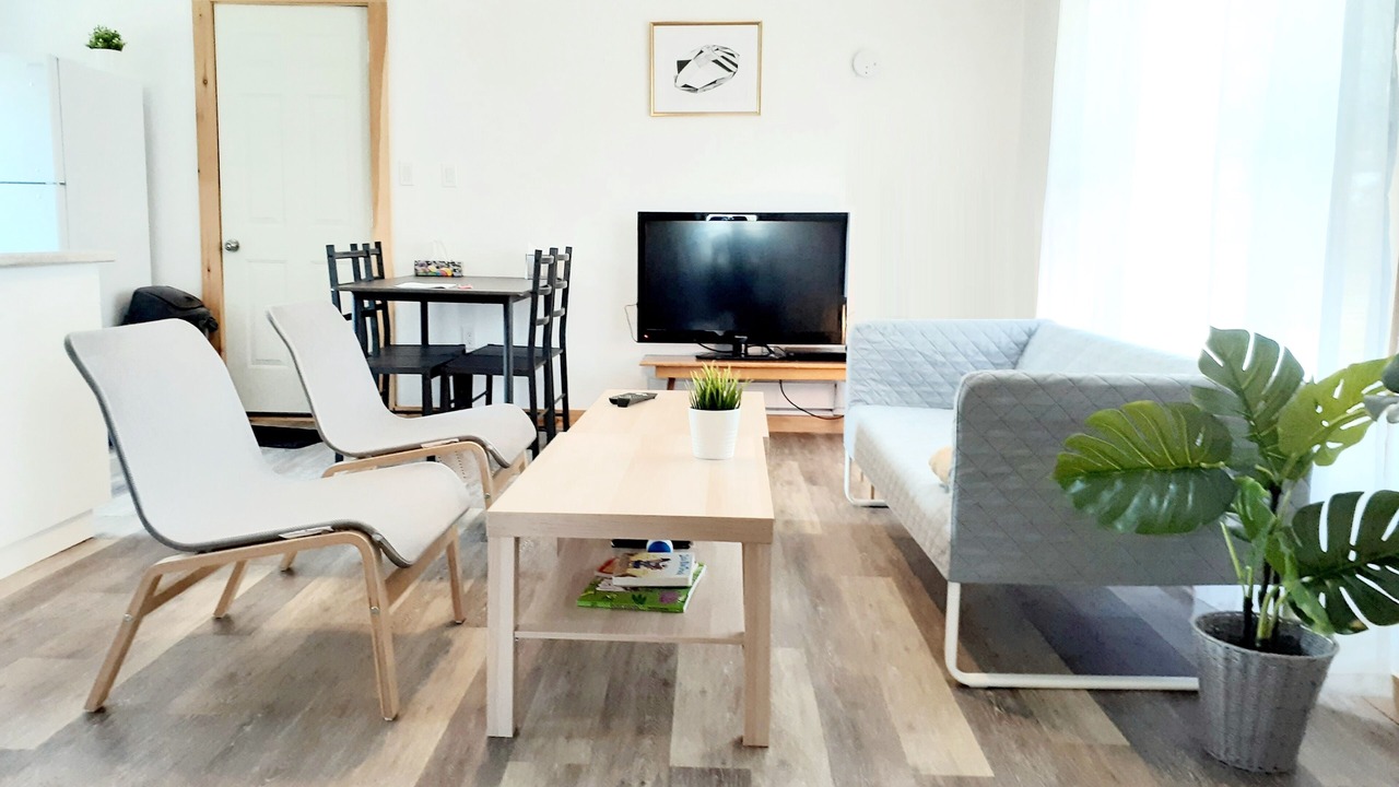 Photo of Livingroom in Milford