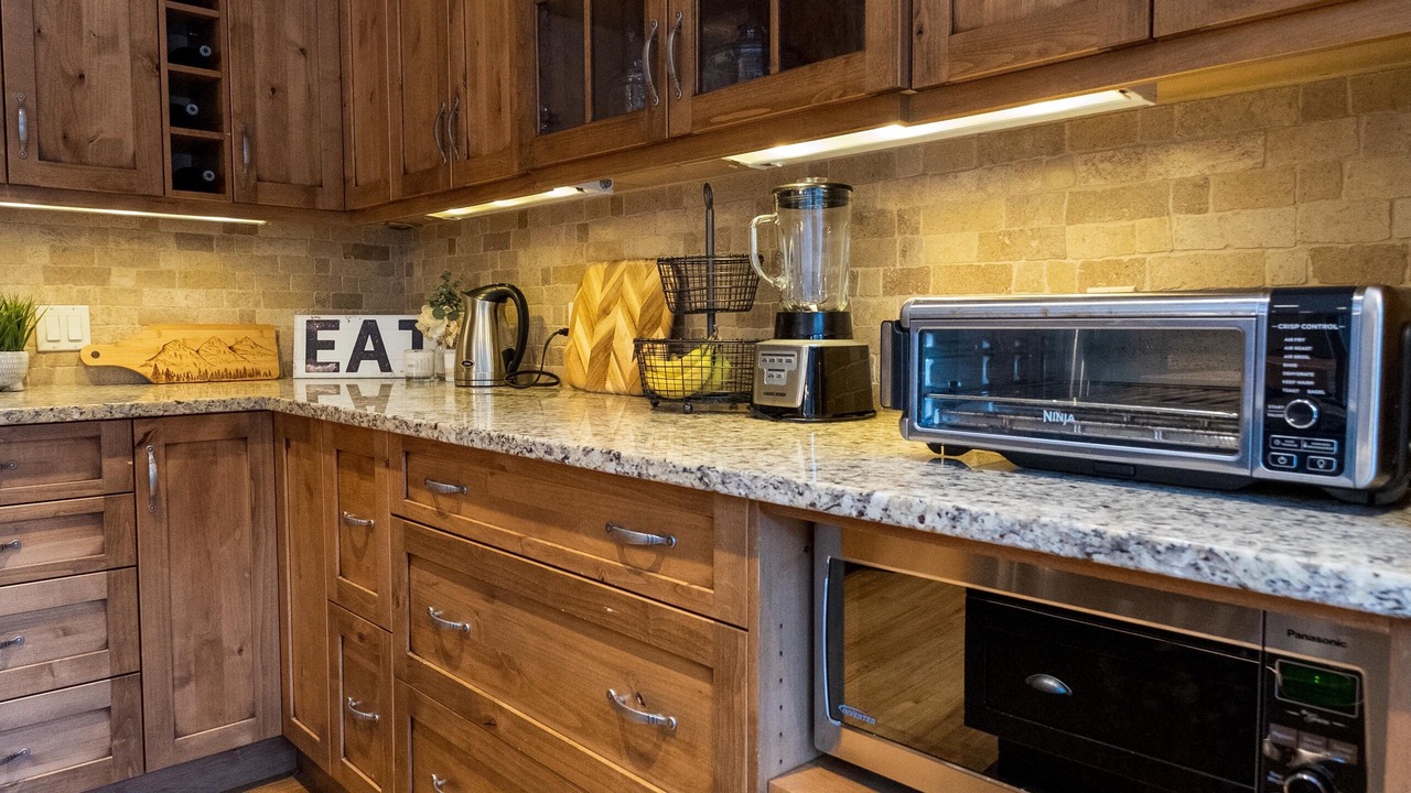 Photo of Kitchen in Cougar Creek