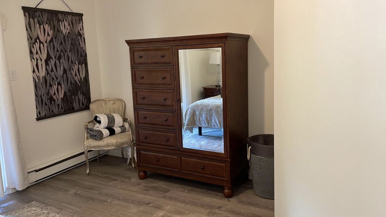 Photo of Bedroom in Shawnigan Lake