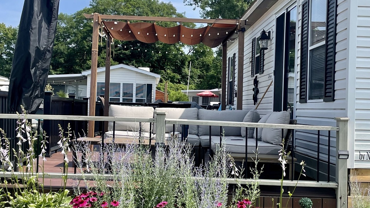 Photo of Patio Balcony in Sherkston