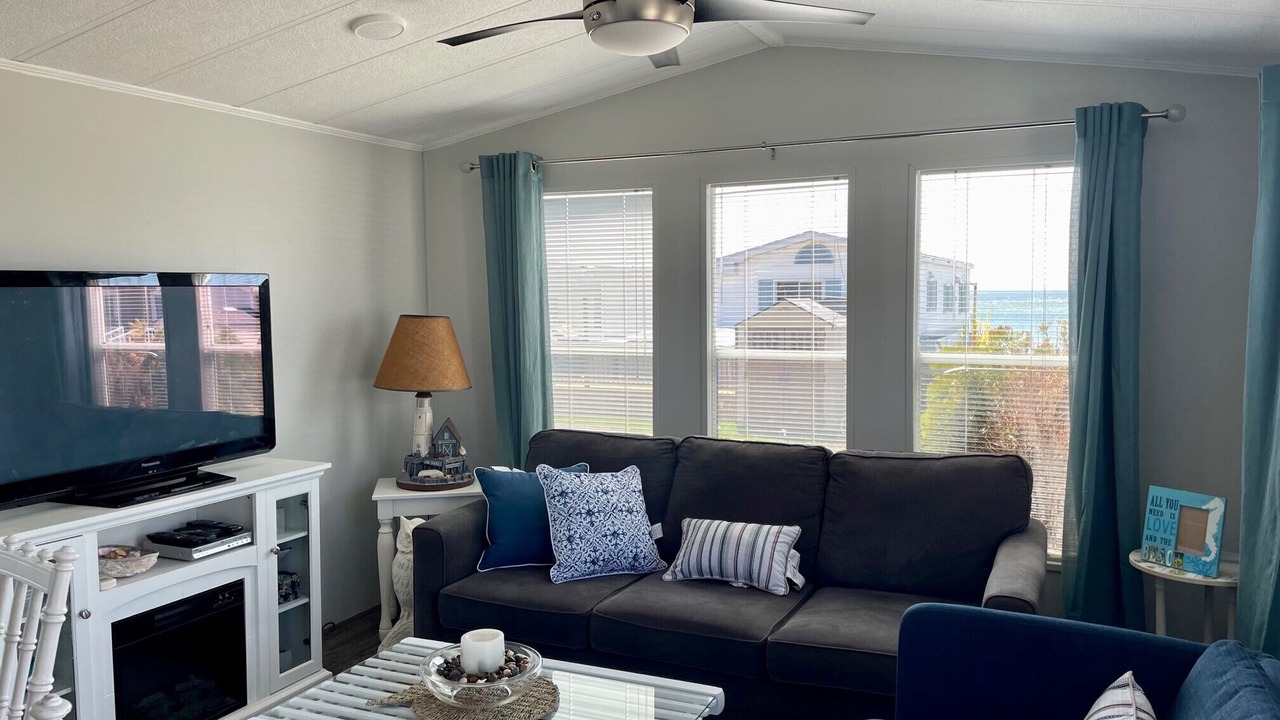 Photo of Livingroom in Sherkston