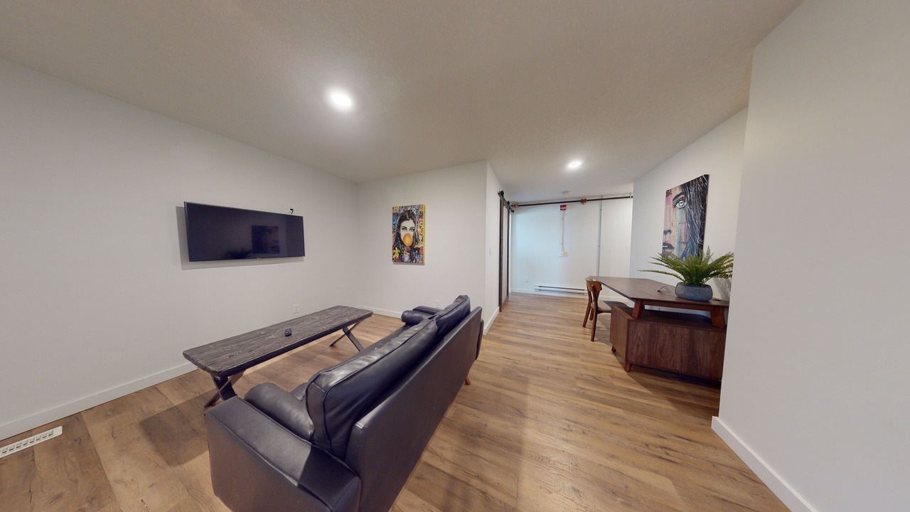 Photo of Livingroom in Clairmont