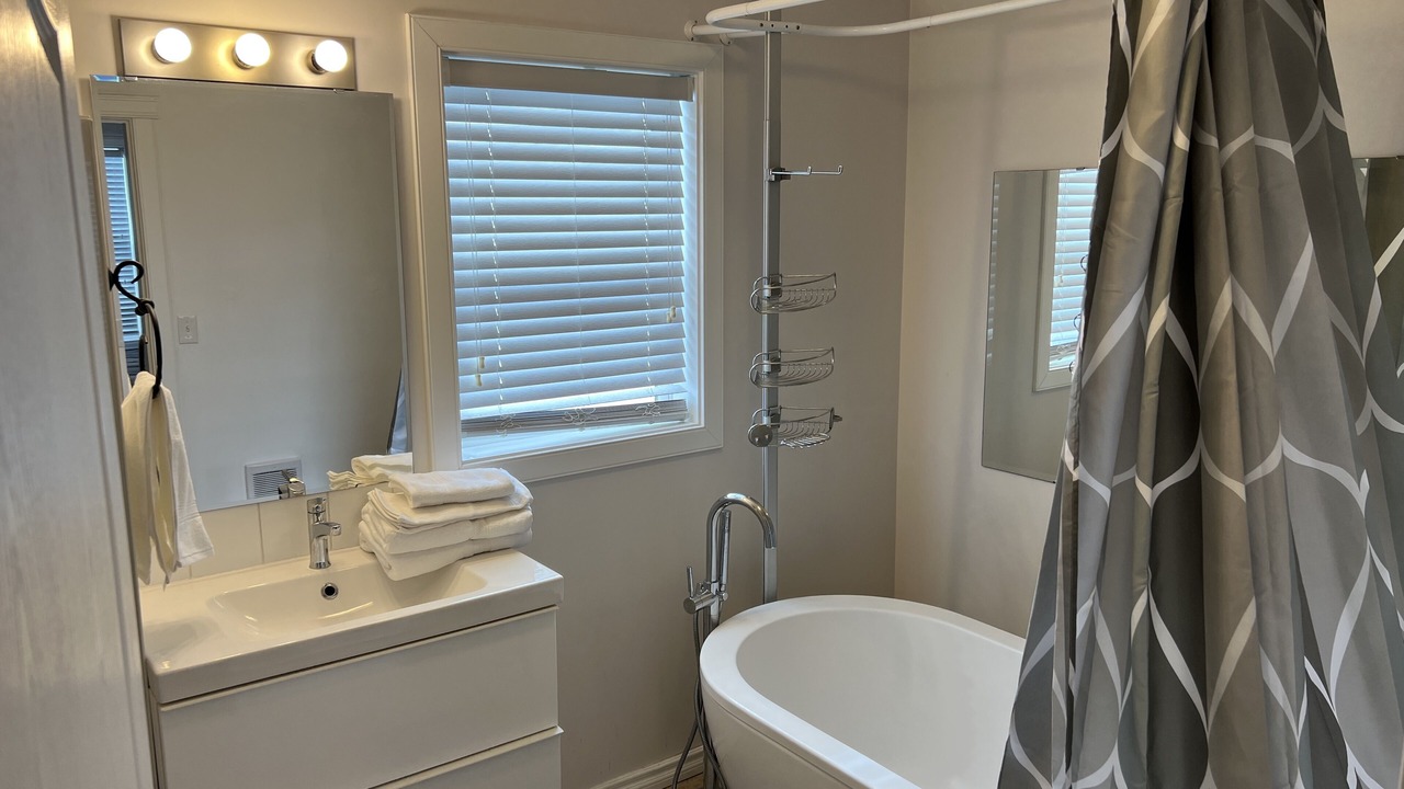 Photo of Bathroom in Three Hills