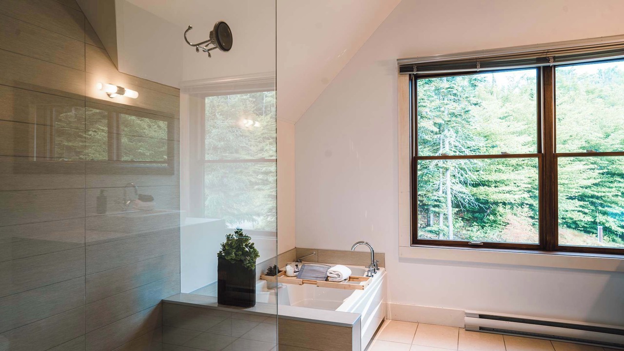 Photo of Bathroom in Lac Superieur Village