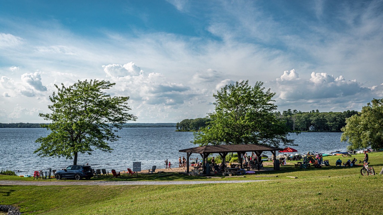 Photo of Others in Lakehurst