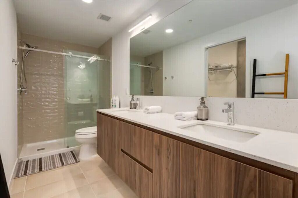Photo of Bathroom in Sunnyside