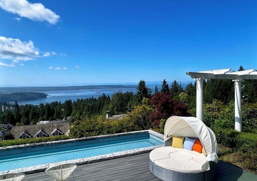 Photo of Outdoor in West Vancouver