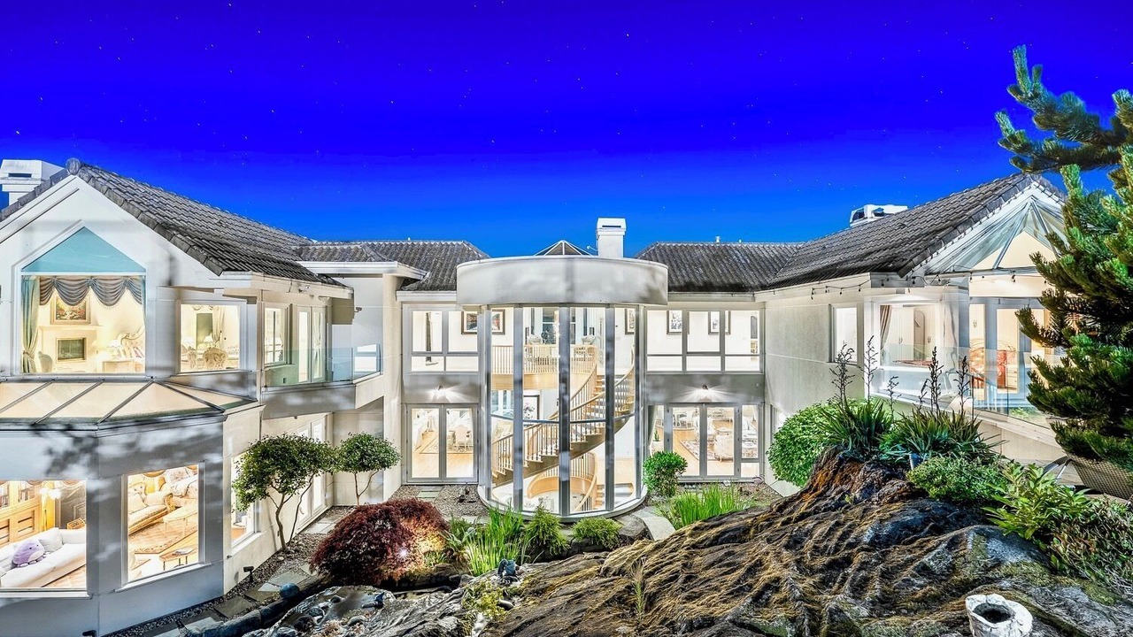 Photo of Outdoor in West Vancouver