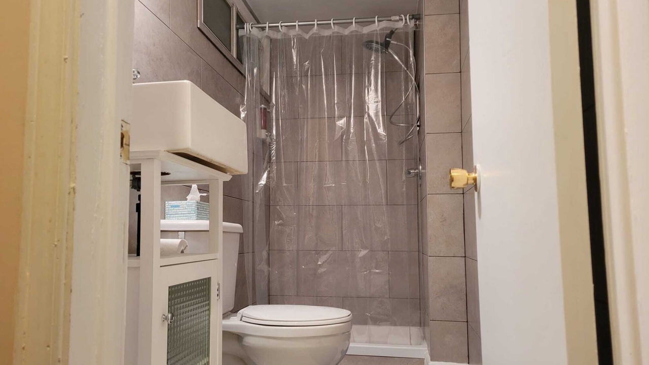 Photo of Bathroom in Saint-Laurent