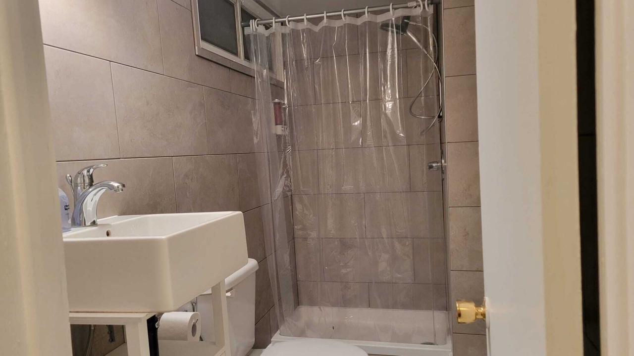 Photo of Bathroom in Saint-Laurent