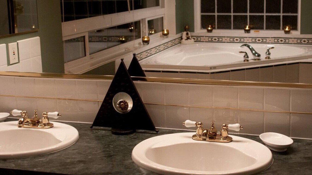 Photo of Bathroom in Regional District of Nanaimo