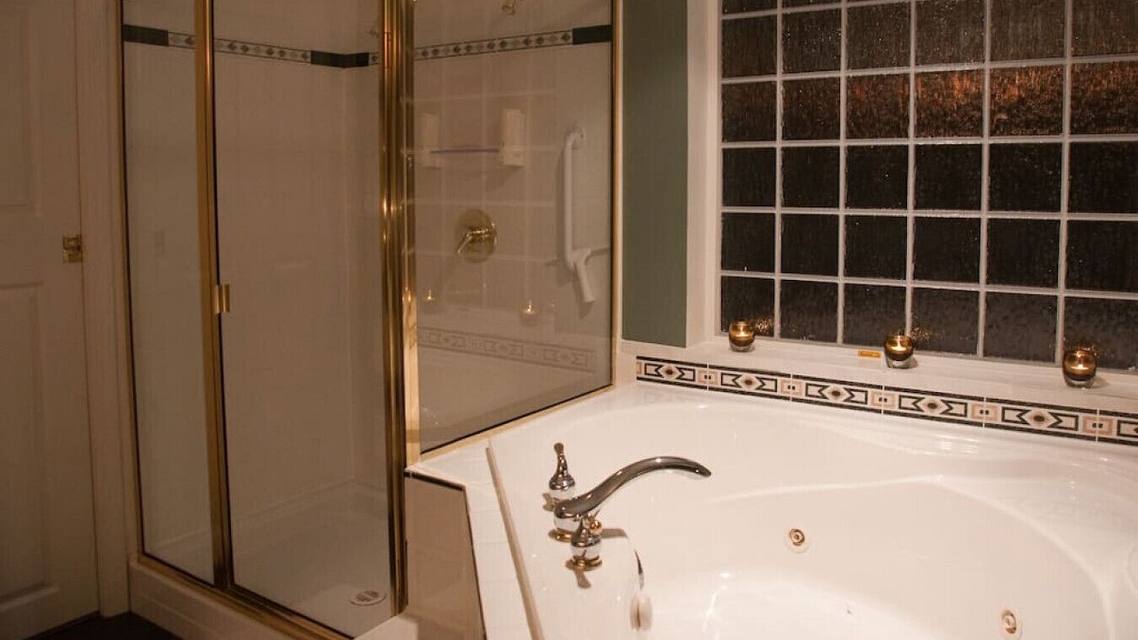 Photo of Bathroom in Regional District of Nanaimo