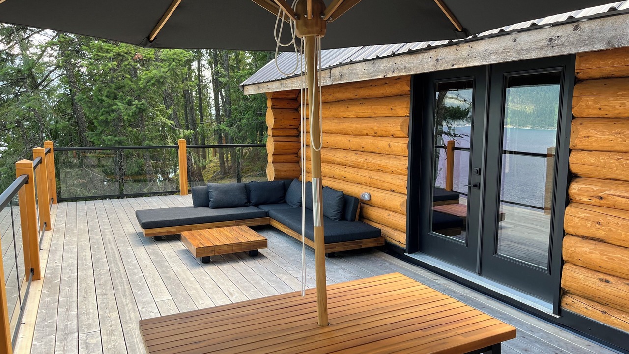 Photo of Patio Balcony in Central Kootenay