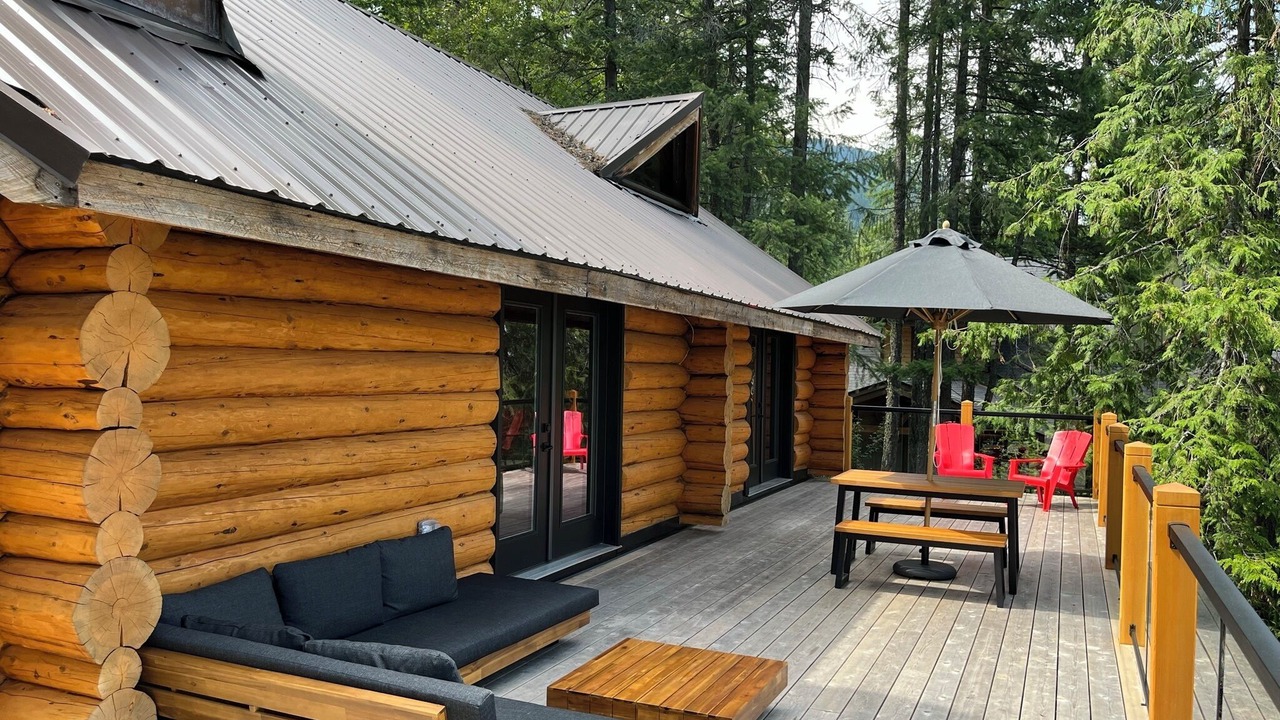 Photo of Patio Balcony in Central Kootenay
