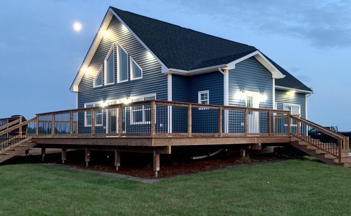 Photo of Outdoor in Red House