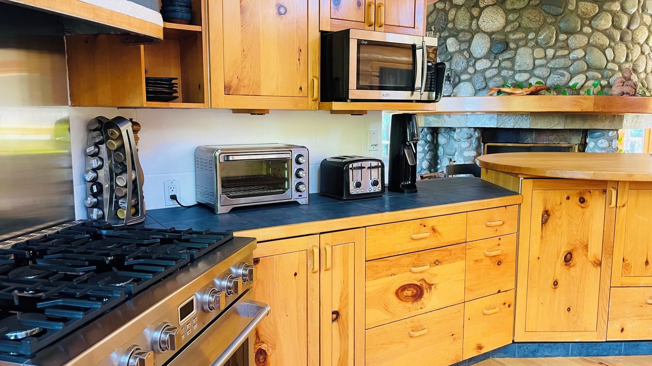 Photo of Kitchen in Bowen Island