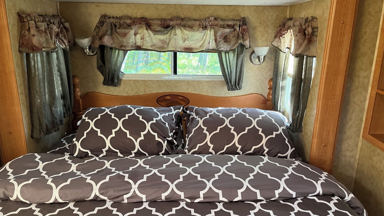 Photo of Bedroom in Onanole