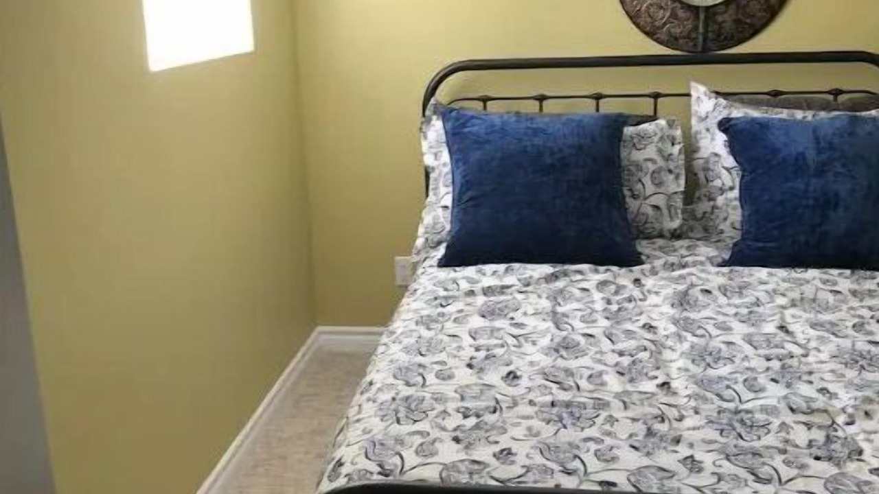 Photo of Bedroom in Amherstburg