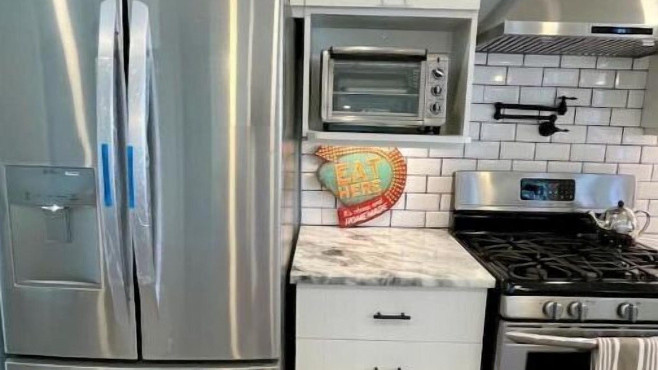 Photo of Kitchen in Amherstburg